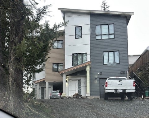 2200 Millstream Road - 104