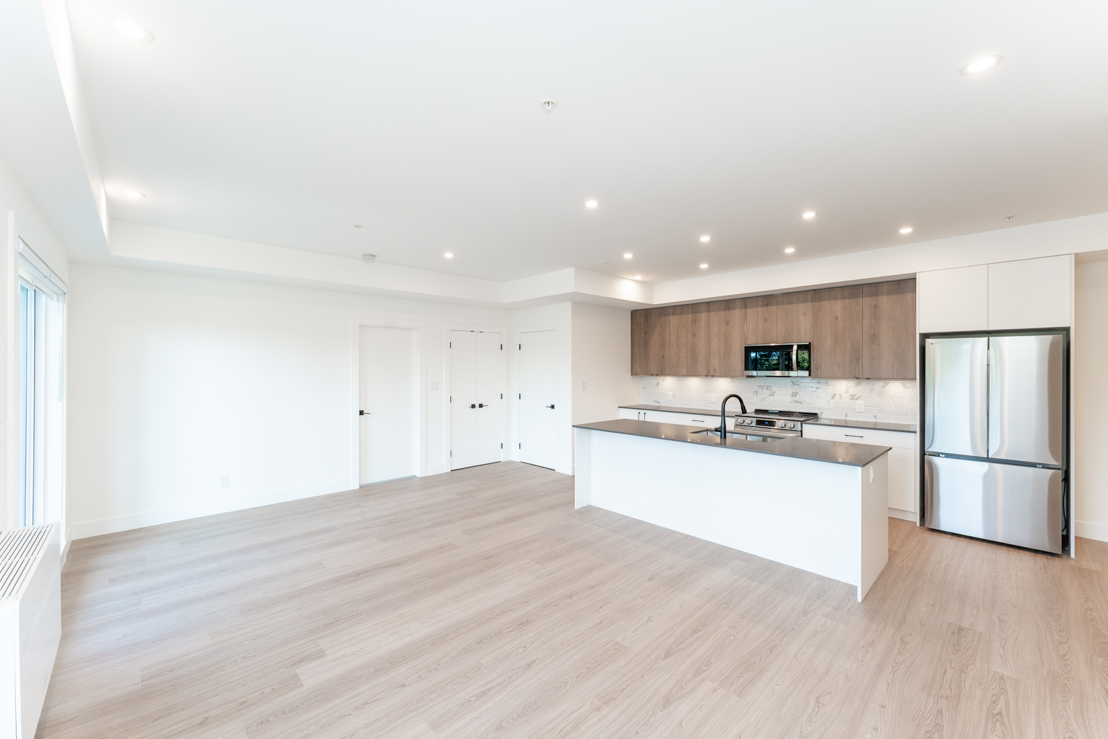 809 Arncote Avenue - 302