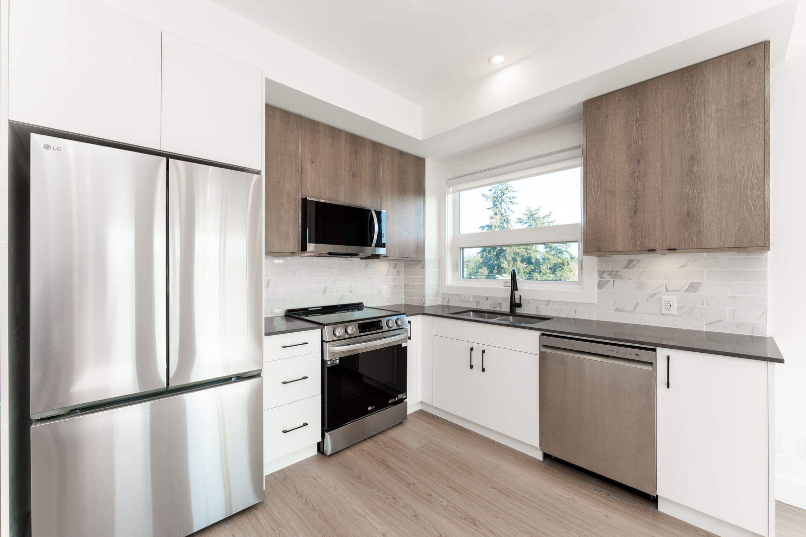 809 Arncote Avenue - 205